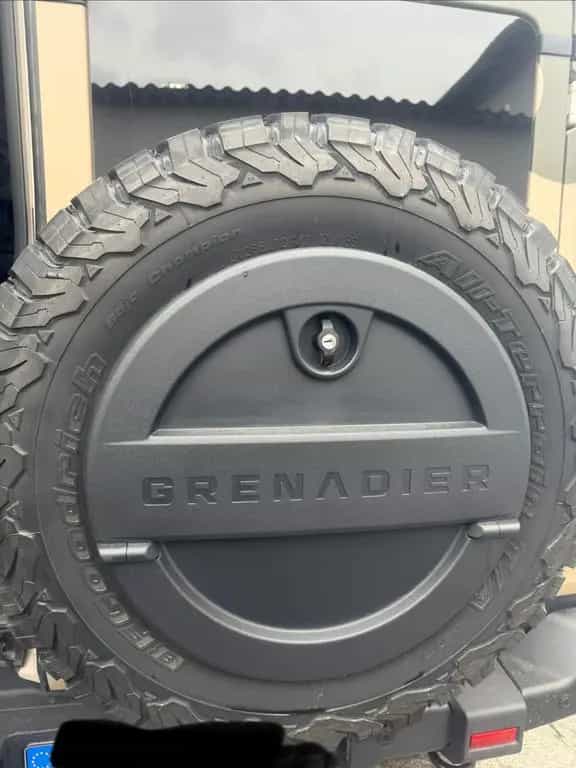 INEOS Grenadier 3.0L Twin-Turbo-Diesel Fieldmaster... 07/2024-photo-12