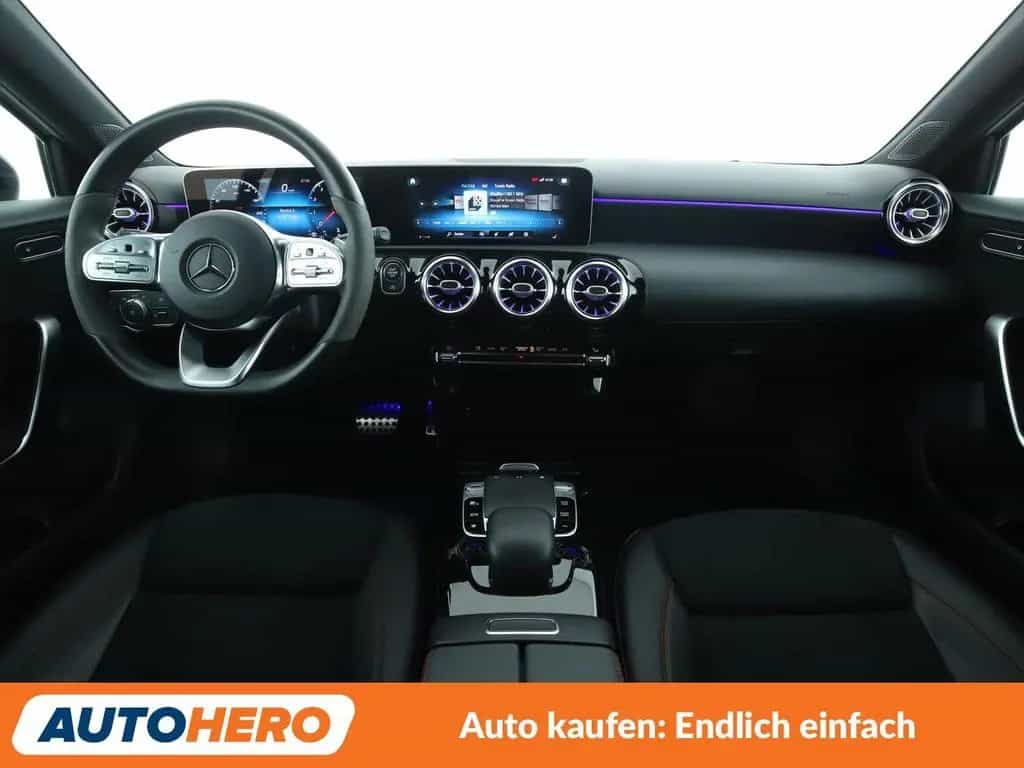 Mercedes-Benz A-Class 200 Aut.*AMG-LINE*BURMESTER*ACC*CAM*PDC*SHZ* 09/2019-photo-11
