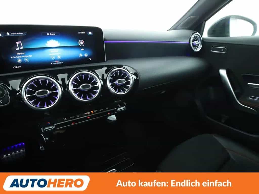 Mercedes-Benz A-Class 200 Aut.*AMG-LINE*BURMESTER*ACC*CAM*PDC*SHZ* 09/2019-photo-26
