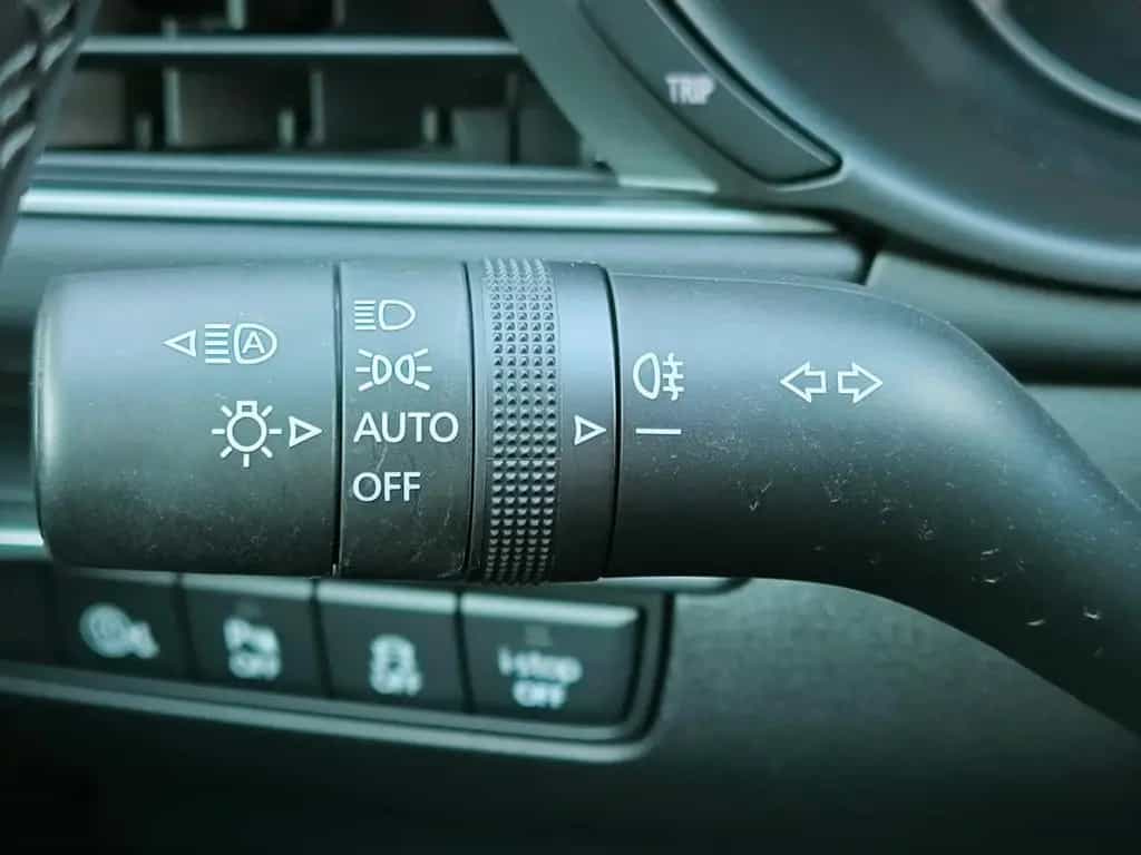 Mazda 3 e-SKYACTIV-G 122 M HYBRID PRIME-LINE 12/2023-photo-17