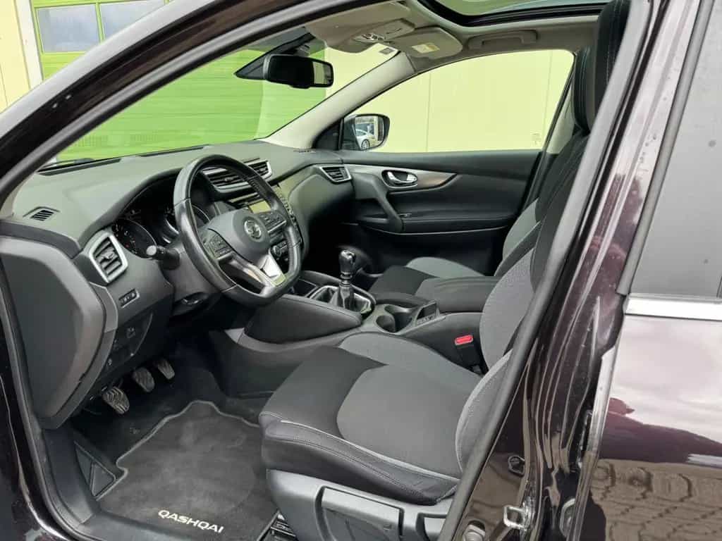 Nissan Qashqai 1.2 DIG-T N-Connecta/AHK/PDC/Navi./SHZG 09/2017-photo-20