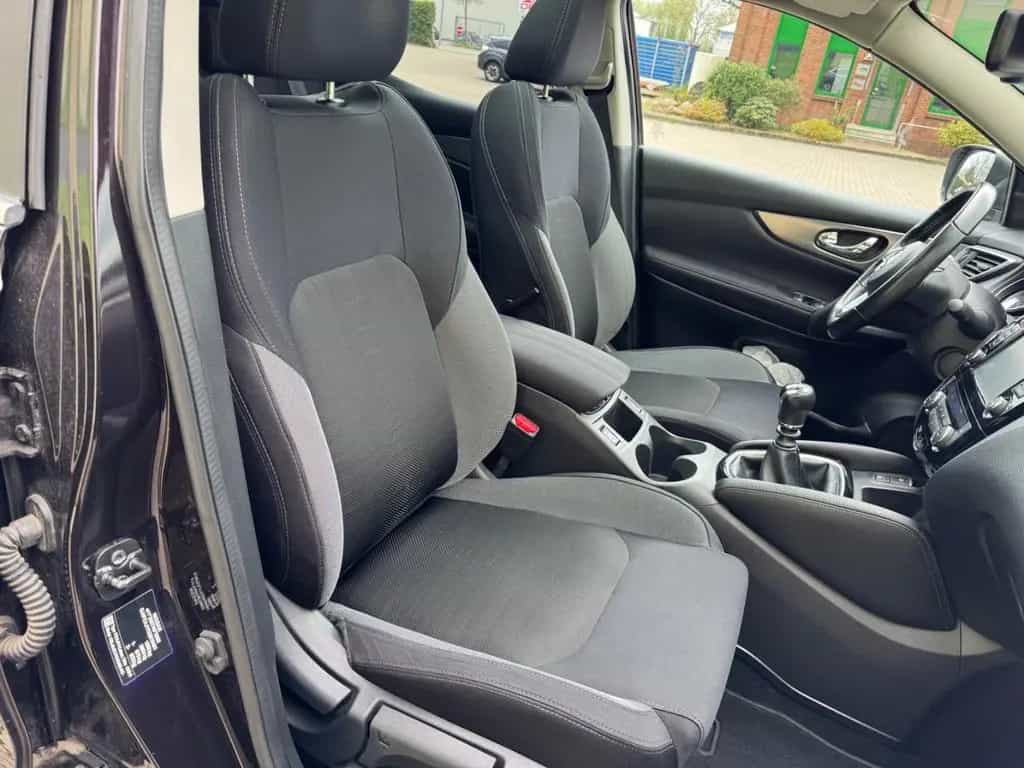 Nissan Qashqai 1.2 DIG-T N-Connecta/AHK/PDC/Navi./SHZG 09/2017-photo-23