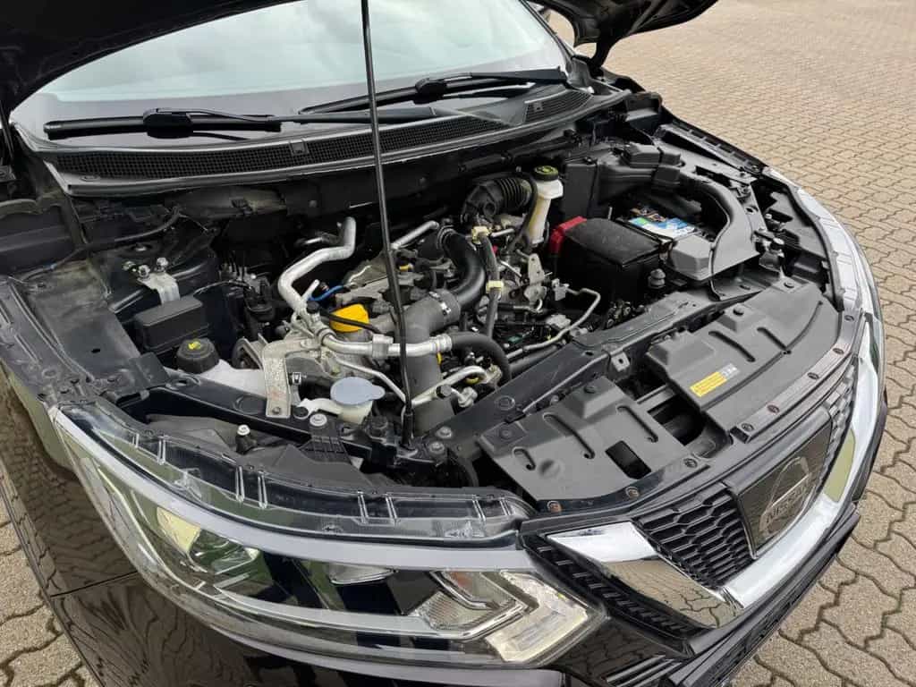 Nissan Qashqai 1.2 DIG-T N-Connecta/AHK/PDC/Navi./SHZG 09/2017-photo-27