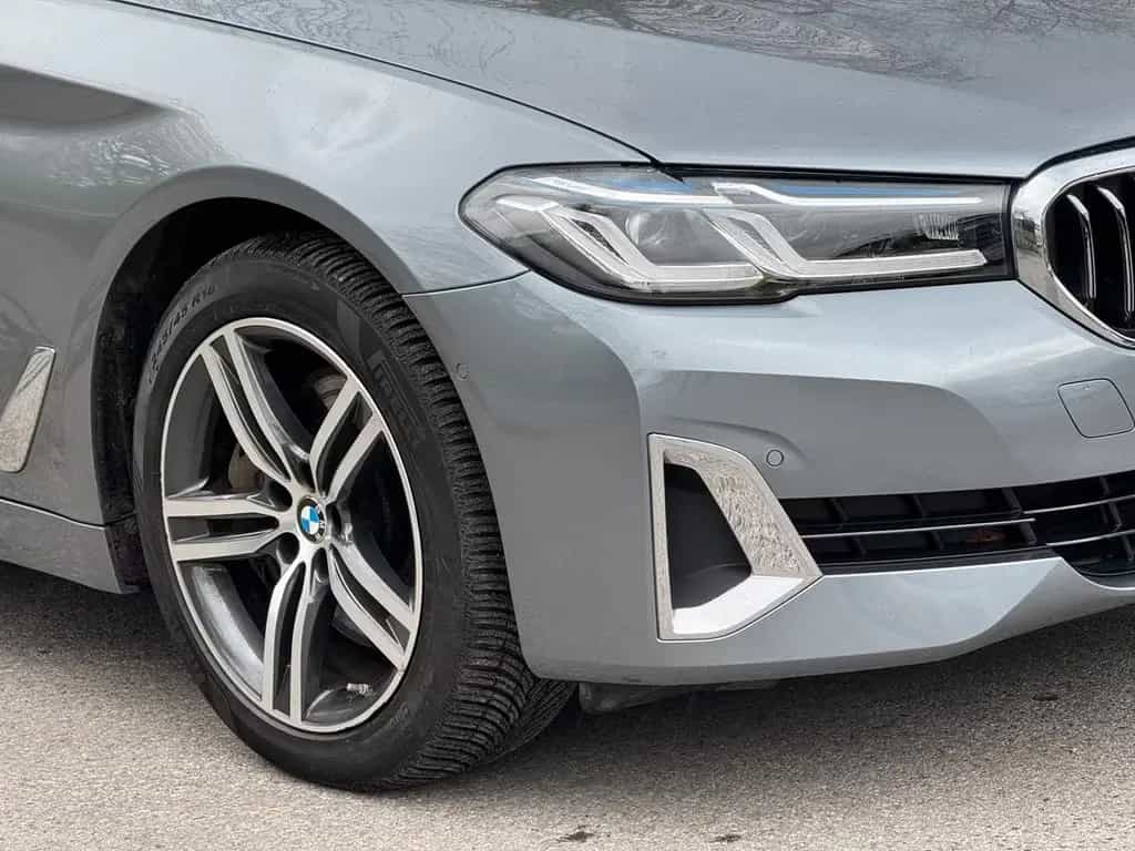 BMW 5 Series Touring 530 d xDrive Luxury Line, HUD,ACC,Kamera 06/2021-photo-3