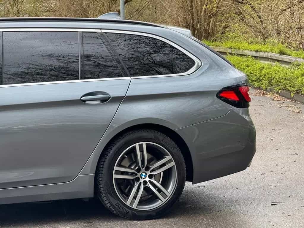 BMW 5 Series Touring 530 d xDrive Luxury Line, HUD,ACC,Kamera 06/2021-photo-4