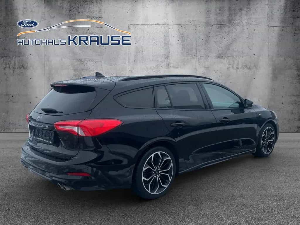 Ford Focus Turnier ST-Line 09/2019-photo-3