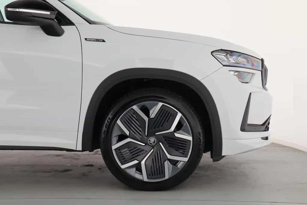 Skoda Kodiaq SPORTLINE 2.0TSI DSG 4X4 7-SITZE+STAND-HZ 07/2025-photo-4
