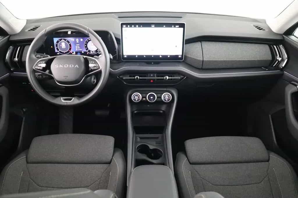 Skoda Kodiaq 2.0TSI DSG 4x4 NAVI + ELEKTR. HECKKLAPPE 06/2025-photo-12