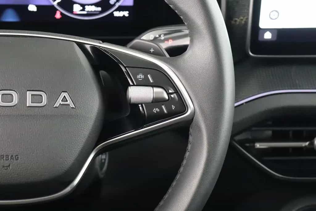 Skoda Kodiaq 2.0TSI DSG 4x4 NAVI + ELEKTR. HECKKLAPPE 06/2025-photo-15