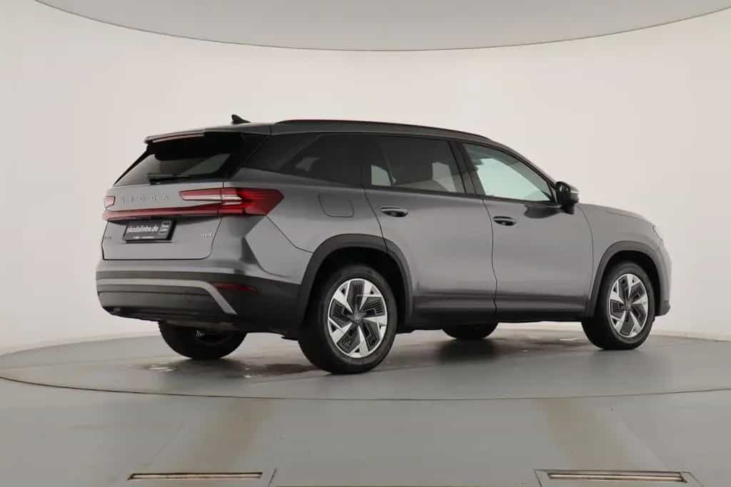 Skoda Kodiaq 2.0TSI DSG 4x4 NAVI + ELEKTR. HECKKLAPPE 06/2025-photo-5