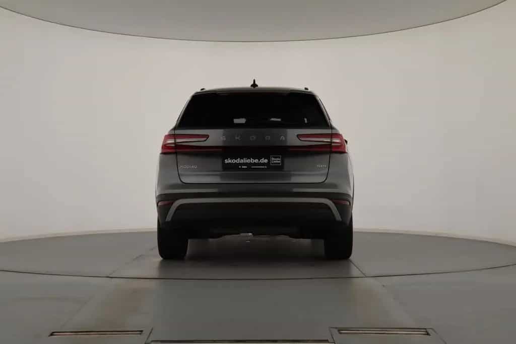 Skoda Kodiaq 2.0TSI DSG 4x4 NAVI + ELEKTR. HECKKLAPPE 06/2025-photo-6