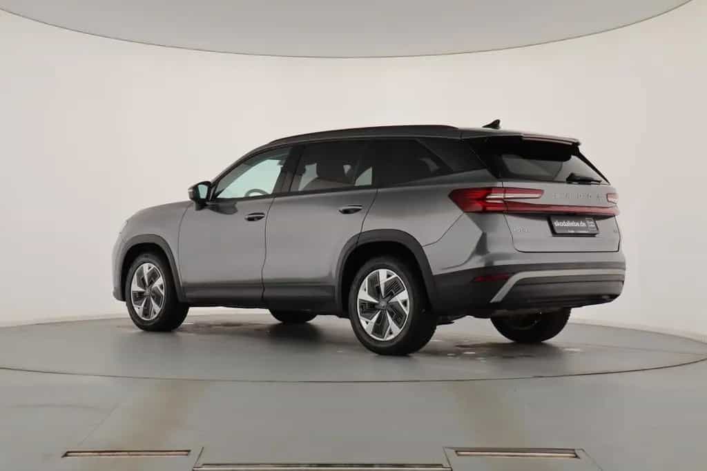 Skoda Kodiaq 2.0TSI DSG 4x4 NAVI + ELEKTR. HECKKLAPPE 06/2025-photo-7