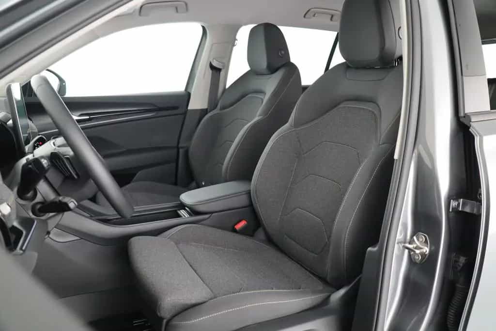 Skoda Kodiaq 2.0TSI DSG 4x4 NAVI + ELEKTR. HECKKLAPPE 06/2025-photo-8