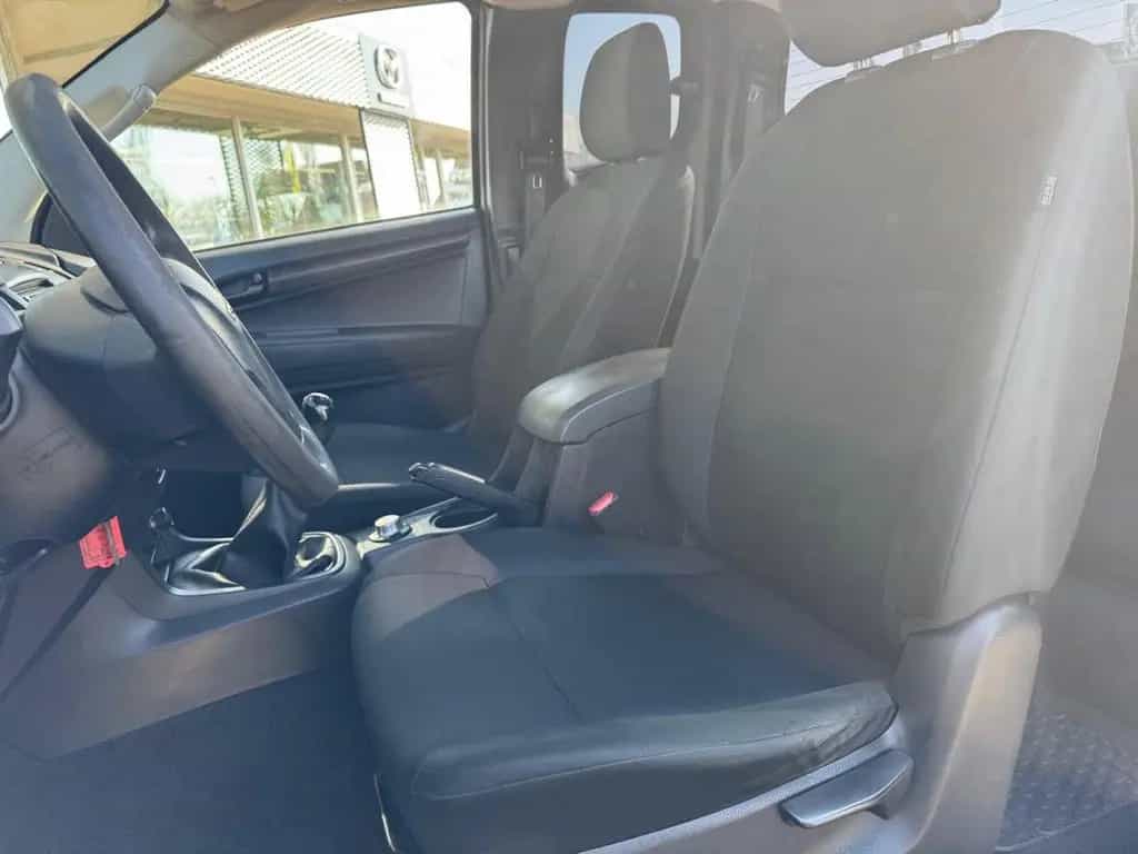 Isuzu D-Max Space Cab 4WD Space Cab 4WD 11/2015-photo-5