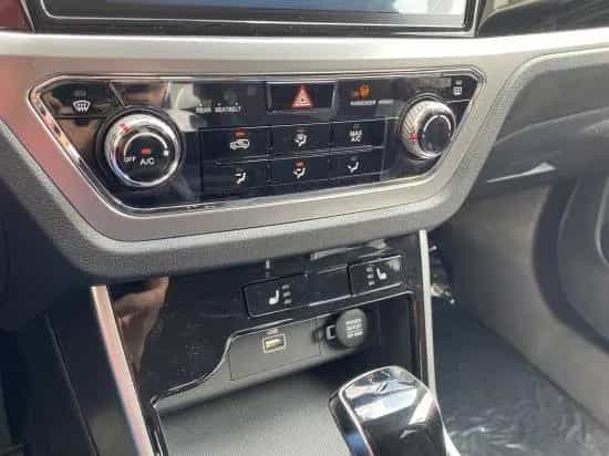 Ssangyong Korando 1.5 T-GDI 2WD AT Nomad DigiCockpit Nav R null-photo-16
