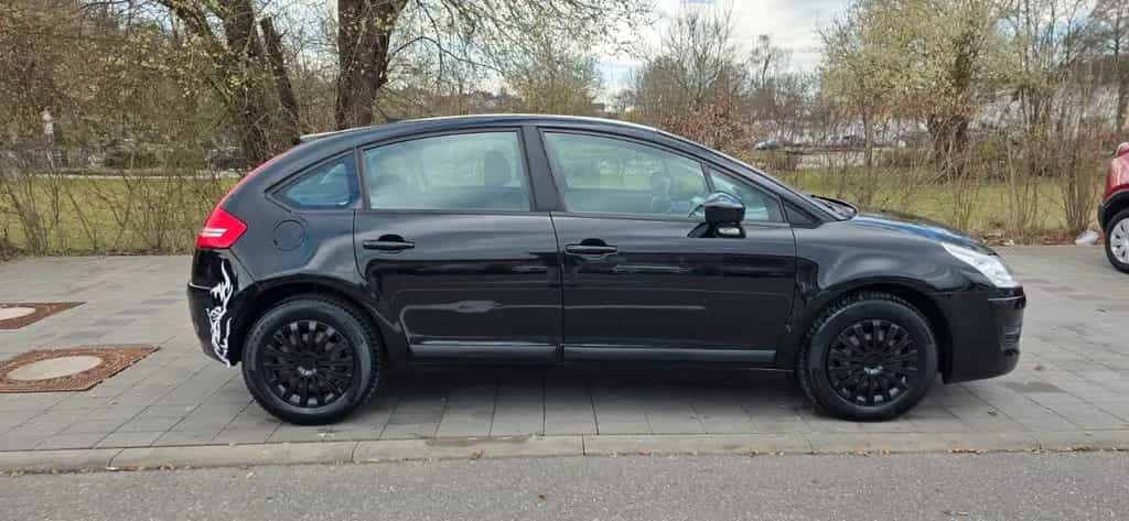 Citroën C4 1.6 VTI 120 Exclusive*TÜV-NEU*KLIMA*PDC*TMP* 07/2010-photo-3