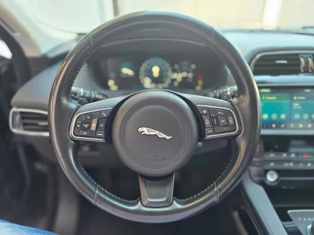 Jaguar F-Pace F-PACE Portfolio AWD| LEDER| NAVI| SHZ 09/2017-photo-18