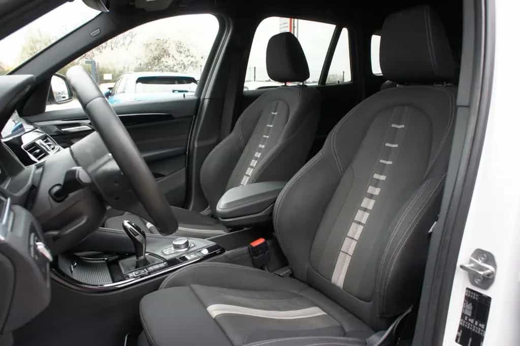 BMW X1 18i sDrive Steptronic Sport-Line *LED*AHK* 02/2019-photo-19