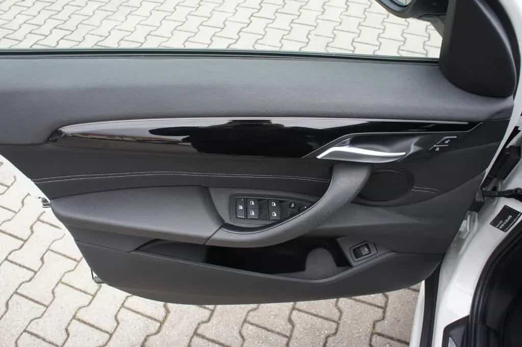 BMW X1 18i sDrive Steptronic Sport-Line *LED*AHK* 02/2019-photo-20