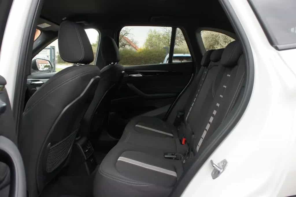 BMW X1 18i sDrive Steptronic Sport-Line *LED*AHK* 02/2019-photo-21
