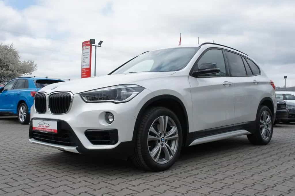 BMW X1 18i sDrive Steptronic Sport-Line *LED*AHK* 02/2019-photo-3