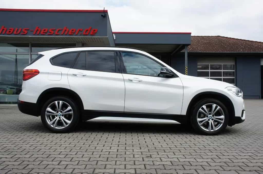 BMW X1 18i sDrive Steptronic Sport-Line *LED*AHK* 02/2019-photo-8