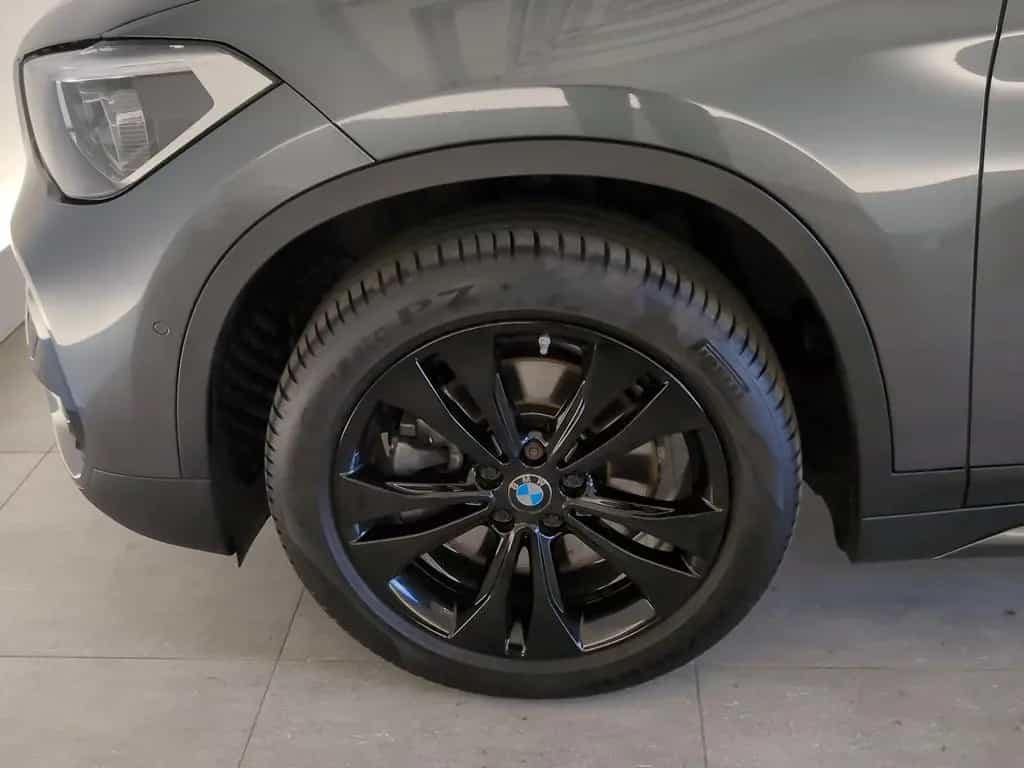 BMW X1 sDrive20i Sport Line LED/SHZ/PDC vo+hi/DAB LE 04/2022-photo-9