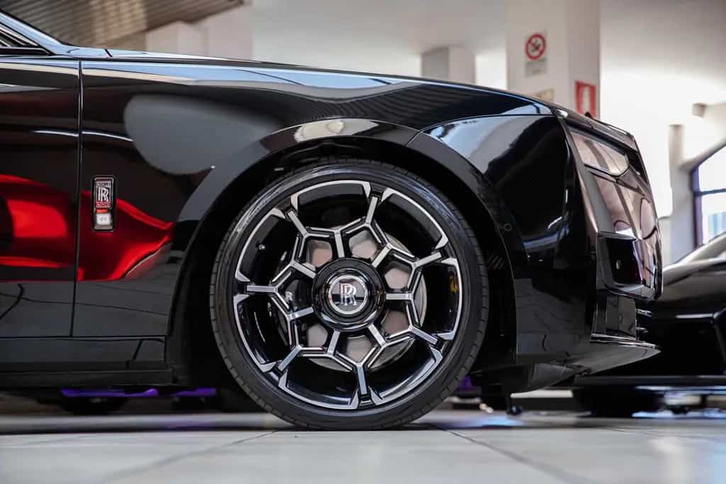 Rolls-Royce Ghost Black Badge - Bespoke - Shooting Star 05/2025-photo-10