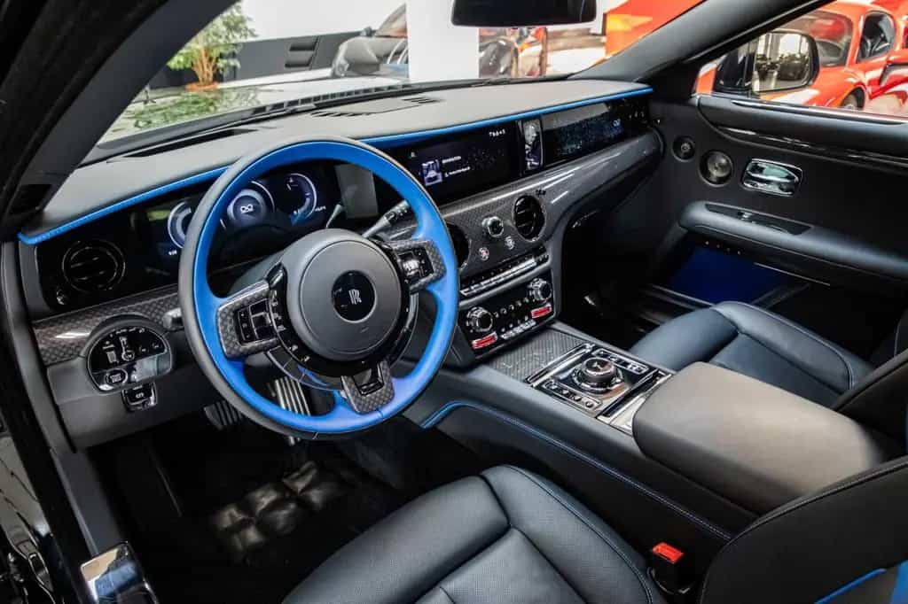 Rolls-Royce Ghost Black Badge - Bespoke - Shooting Star 05/2025-photo-12