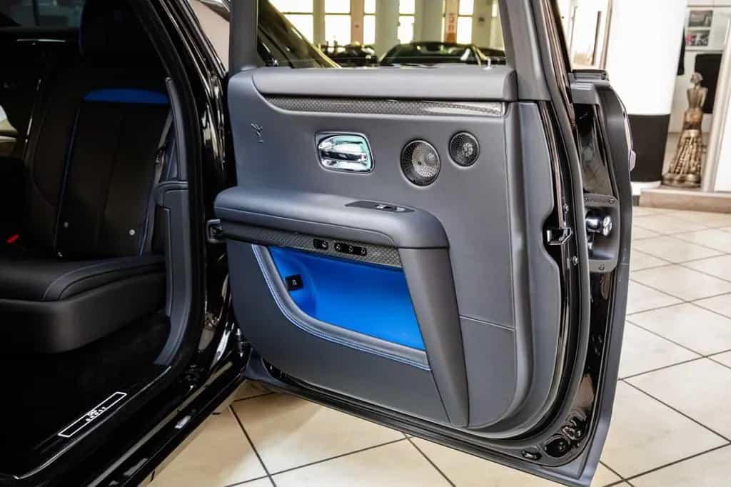 Rolls-Royce Ghost Black Badge - Bespoke - Shooting Star 05/2025-photo-17