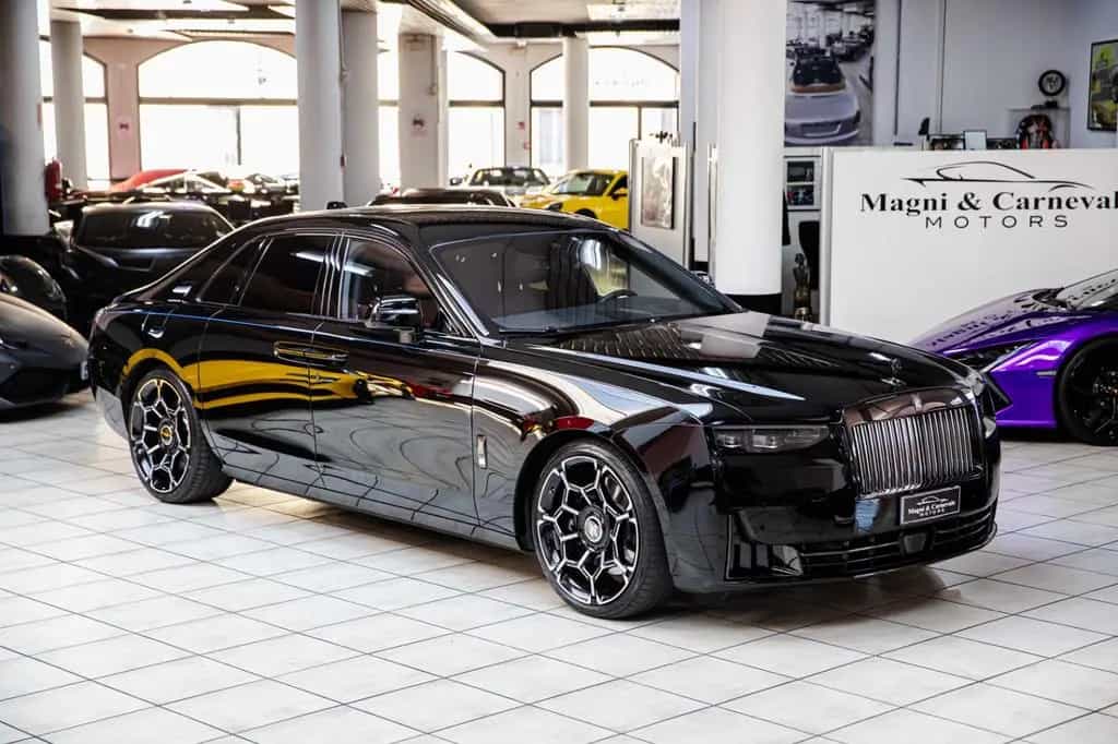 Rolls-Royce Ghost Black Badge - Bespoke - Shooting Star 05/2025-photo-2