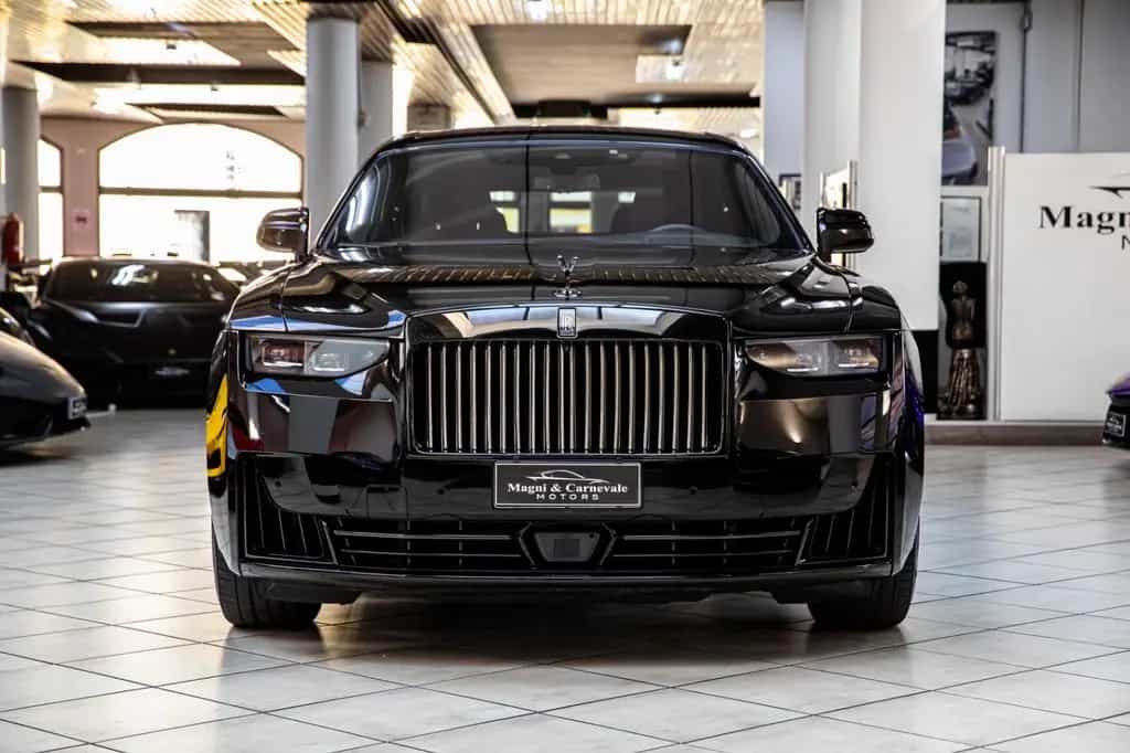 Rolls-Royce Ghost Black Badge - Bespoke - Shooting Star 05/2025-photo-3