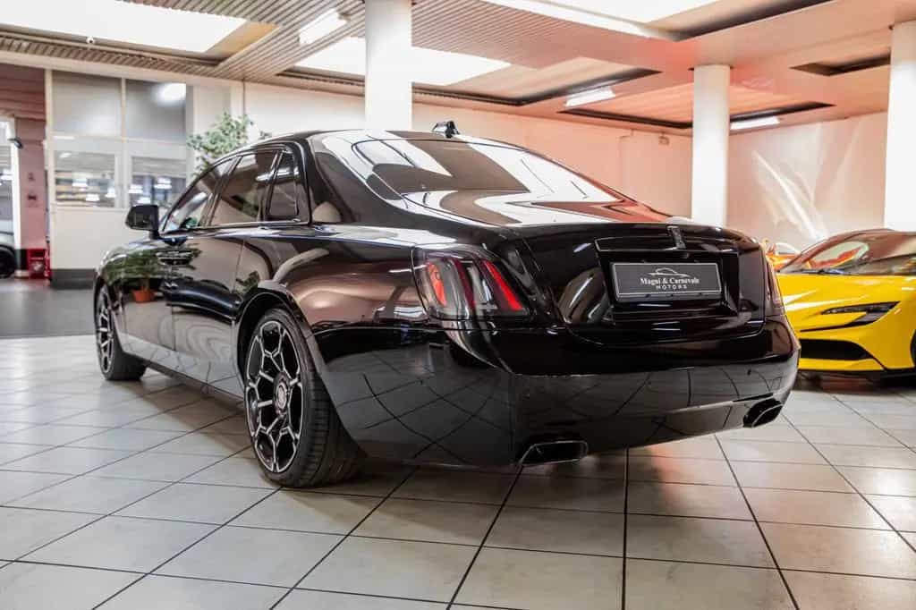 Rolls-Royce Ghost Black Badge - Bespoke - Shooting Star 05/2025-photo-6