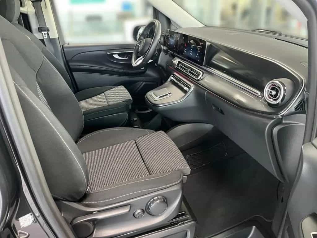 Mercedes-Benz V-Class 220 d STYLE Lang MBUX+Style+MBeam+LED+360+AHK 01/2025-photo-9
