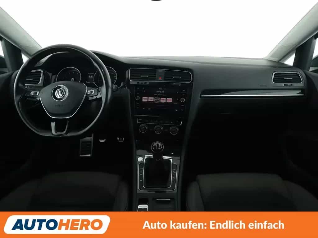 Volkswagen Golf VII 1.4 TSI Highline BlueMotion *NAVI*LED* 04/2017-photo-11