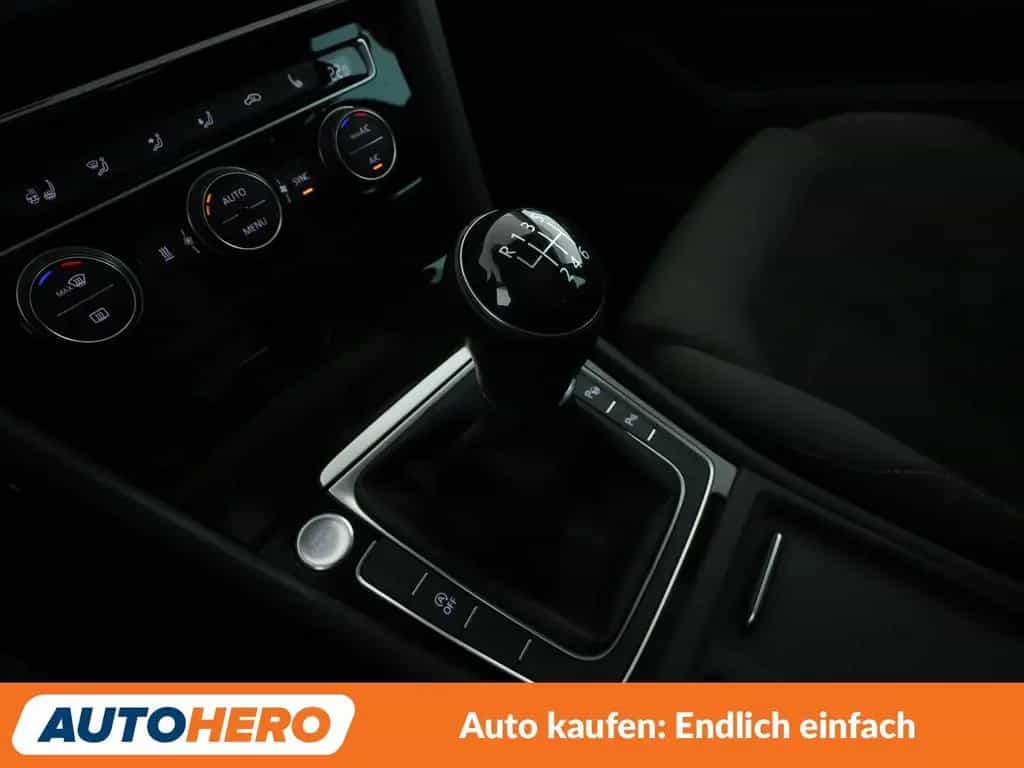 Volkswagen Golf VII 1.4 TSI Highline BlueMotion *NAVI*LED* 04/2017-photo-22