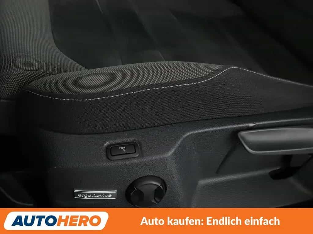 Volkswagen Golf VII 1.4 TSI Highline BlueMotion *NAVI*LED* 04/2017-photo-24