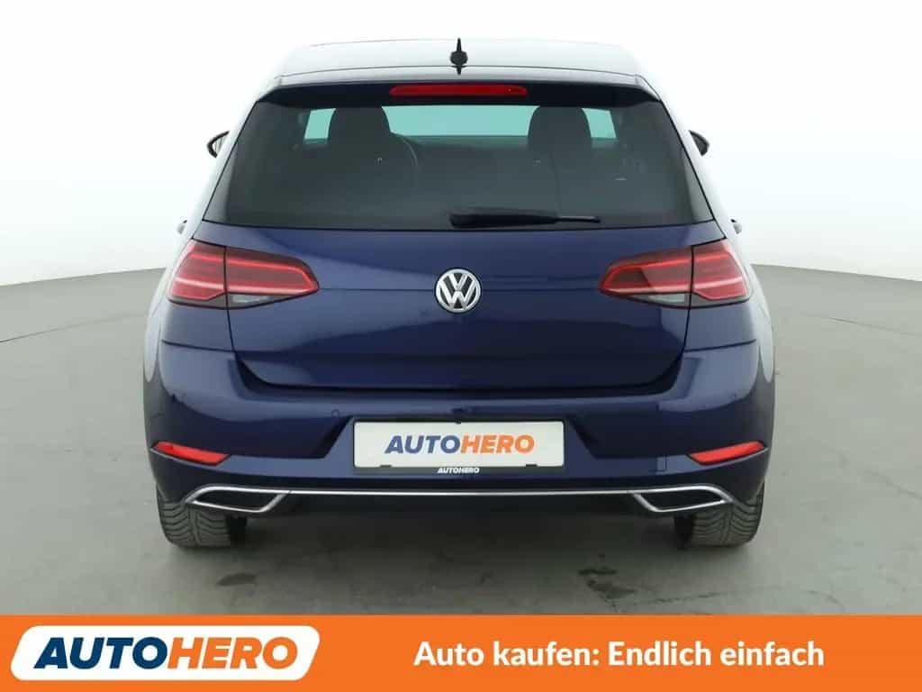 Volkswagen Golf VII 1.4 TSI Highline BlueMotion *NAVI*LED* 04/2017-photo-4