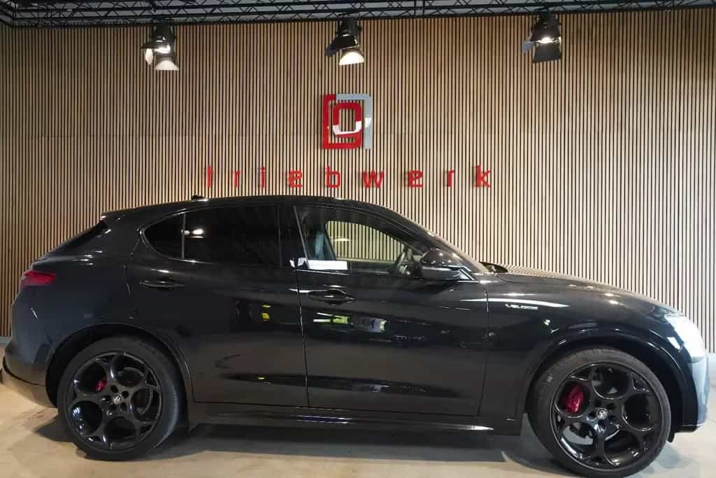 Alfa Romeo Stelvio 2.2D Veloce Q4 AT8*1Hd*Pano*21"*Harman* 10/2022-photo-0