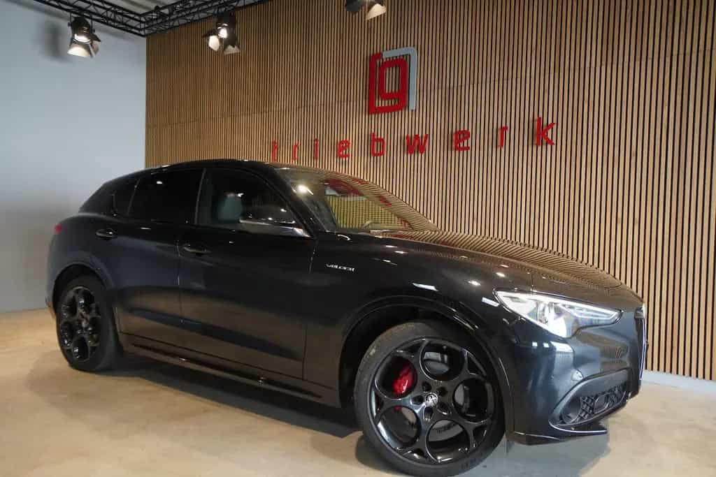 Alfa Romeo Stelvio 2.2D Veloce Q4 AT8*1Hd*Pano*21"*Harman* 10/2022-photo-1
