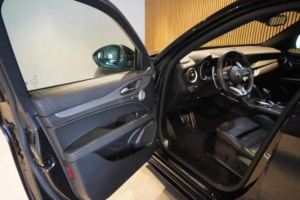 Alfa Romeo Stelvio 2.2D Veloce Q4 AT8*1Hd*Pano*21"*Harman* 10/2022-photo-11