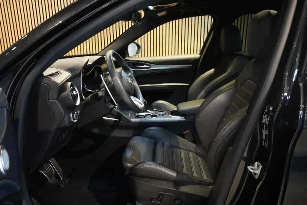 Alfa Romeo Stelvio 2.2D Veloce Q4 AT8*1Hd*Pano*21"*Harman* 10/2022-photo-4