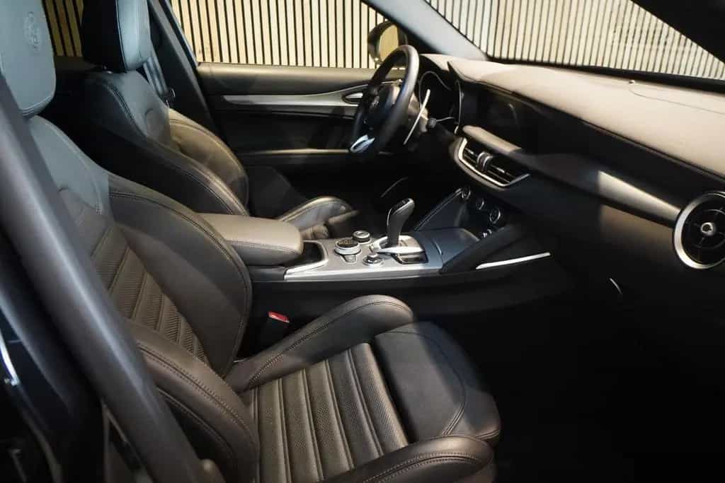 Alfa Romeo Stelvio 2.2D Veloce Q4 AT8*1Hd*Pano*21"*Harman* 10/2022-photo-9