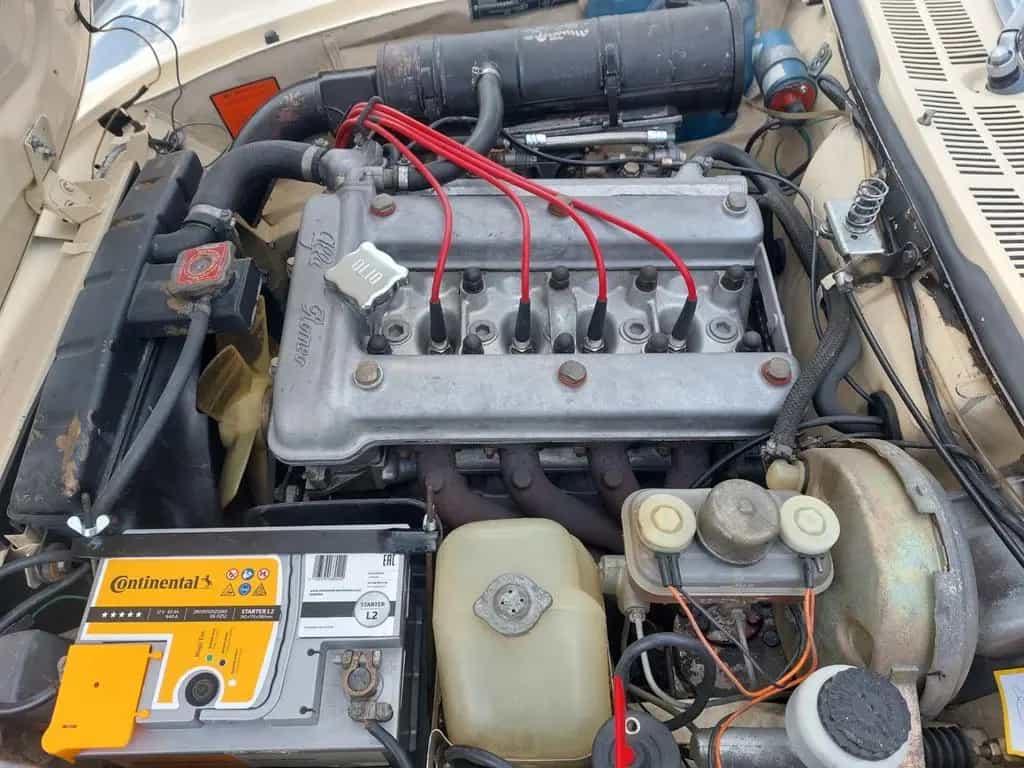 Alfa Romeo Spider 2000 07/1976-photo-8