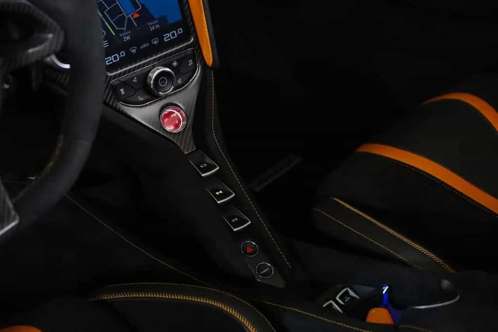 McLaren 720S Spider Full Dealer| Ceramic|Carbon|Lift|B&W 01/2022-photo-24