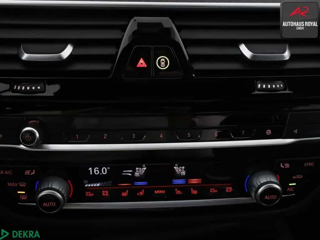 BMW 520 i M Sport LASER,HEADUP,SITZKLIMA,CARPLAY,AHK 07/2021-photo-19