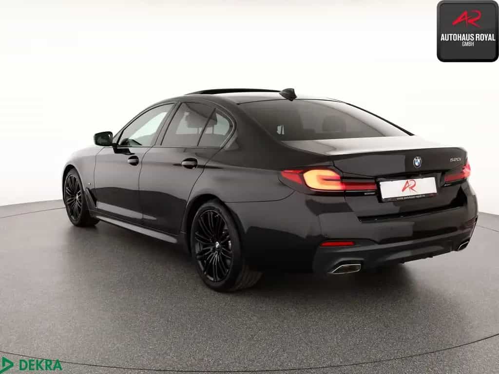 BMW 520 i M Sport LASER,HEADUP,SITZKLIMA,CARPLAY,AHK 07/2021-photo-2