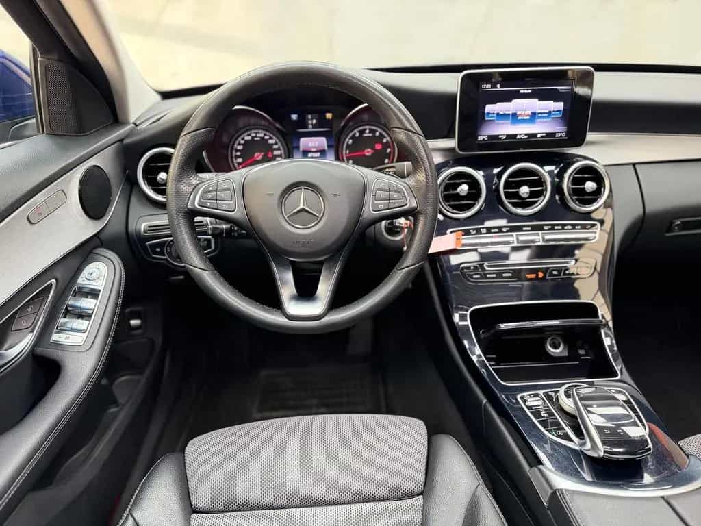 Mercedes-Benz C-Class 180 T CGI Avantgarde|PANO|AHK|KEYLESS|LED 06/2018-photo-25