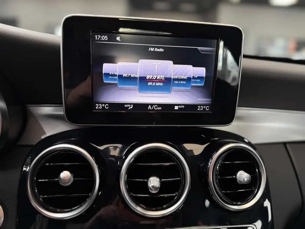 Mercedes-Benz C-Class 180 T CGI Avantgarde|PANO|AHK|KEYLESS|LED 06/2018-photo-26