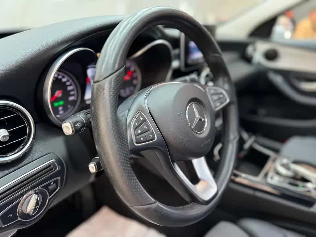Mercedes-Benz C-Class 180 T CGI Avantgarde|PANO|AHK|KEYLESS|LED 06/2018-photo-9